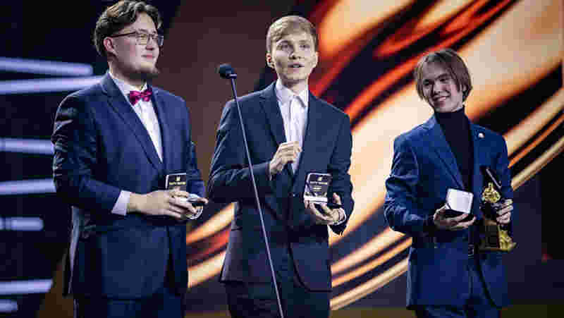 DOTA2转会期情况汇总：这支战队原地解散