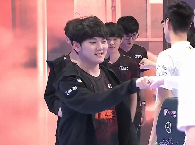 韩媒评2025年LCK最佳新人：T1两人荣获提名